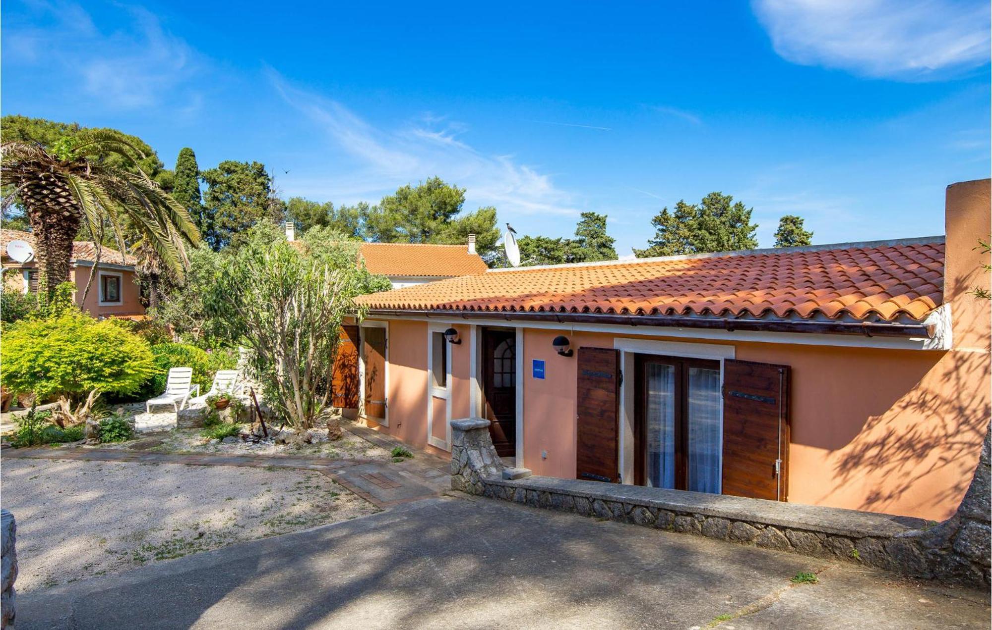 Awesome Home In Veli Losinj Luaran gambar