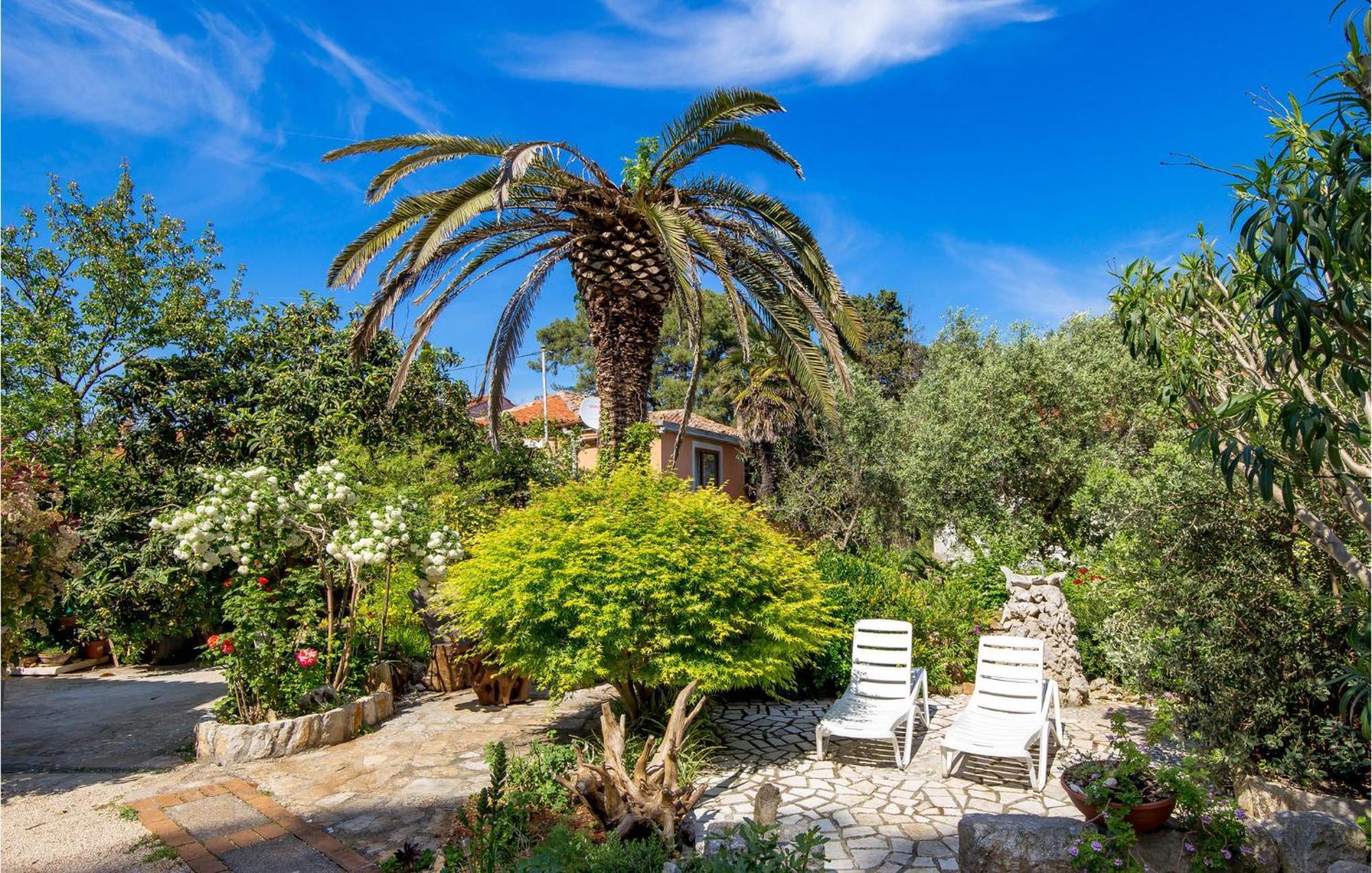 Awesome Home In Veli Losinj Luaran gambar