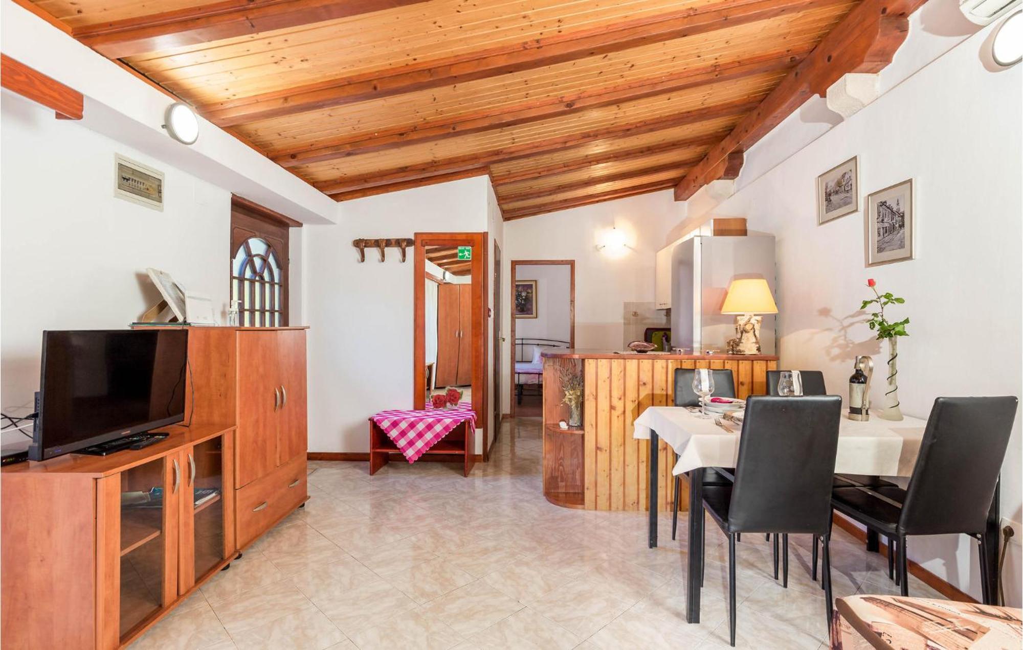Awesome Home In Veli Losinj Luaran gambar