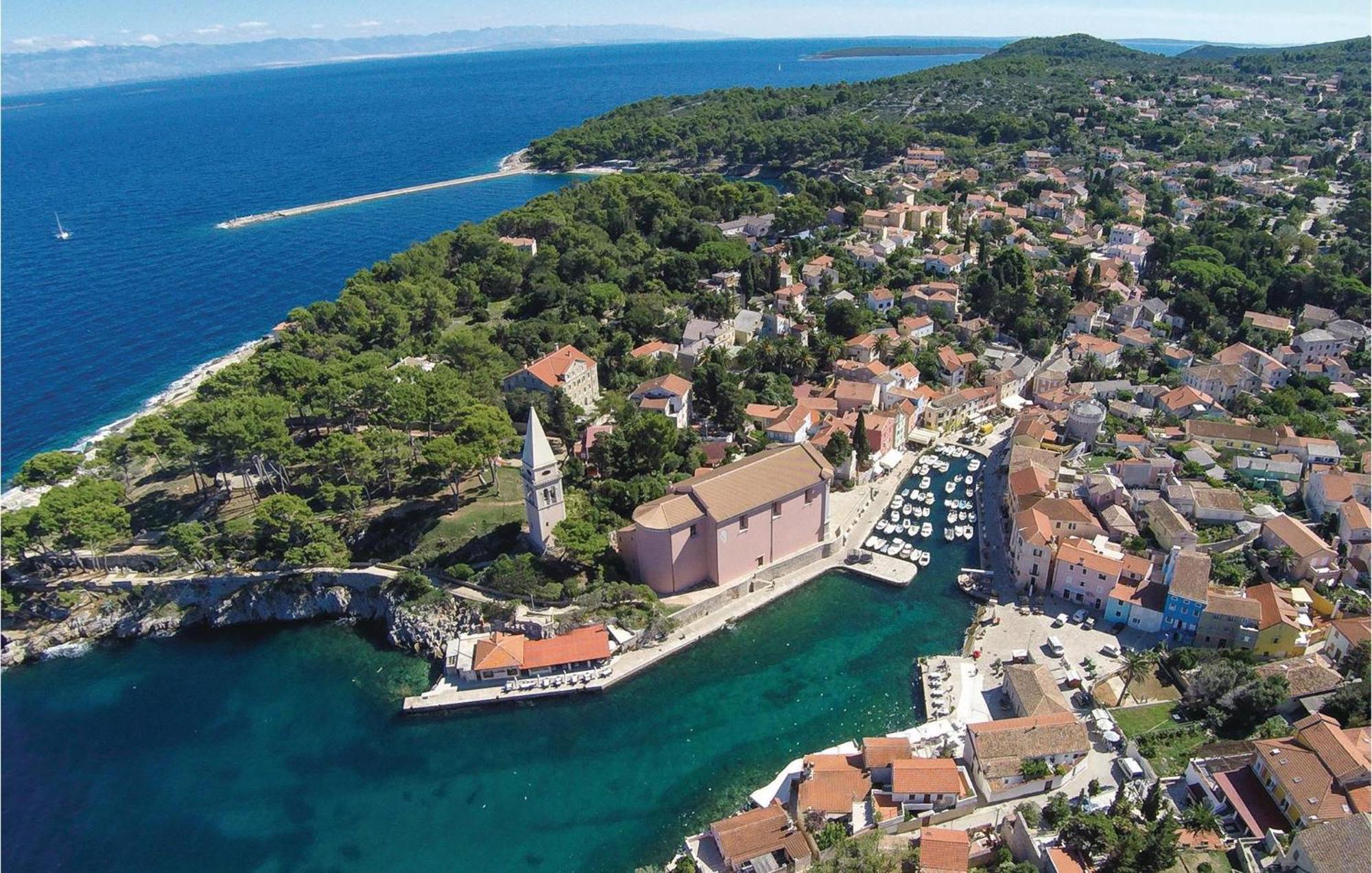 Awesome Home In Veli Losinj Luaran gambar
